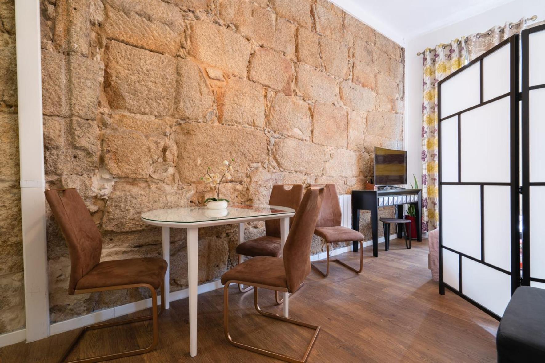 Central Cozy Star 1 Balcony Ac Near Merto Πόρτο Εξωτερικό φωτογραφία
